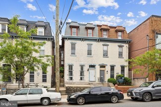 204 S 41st St, Philadelphia, PA 19104