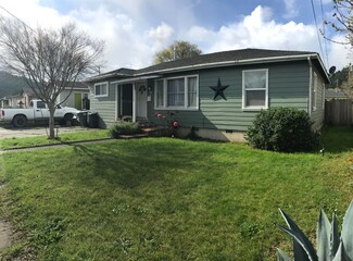 461 2nd Ave, Rio Dell, CA 95562