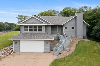 6534 Glacier Ln N, Osseo, MN 55311