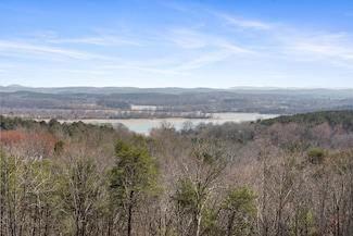 435 Riversound Dr, Dayton, TN 37321