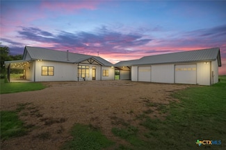 9022 Wallace Rd, Holland, TX 76534