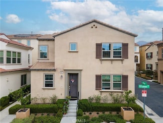 881 Pear Ct, Upland, CA 91786