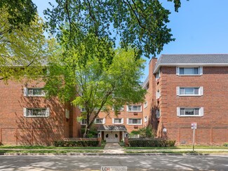 800 Washington Blvd Unit 308, Oak Park, IL 60302