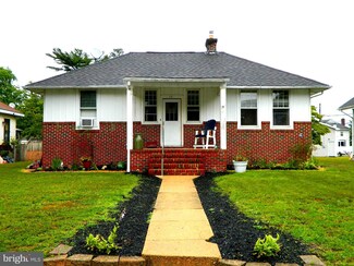 142 Jackson Ave, Gibbstown, NJ 08027