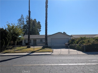 790 E 7th St, San Jacinto, CA 92583
