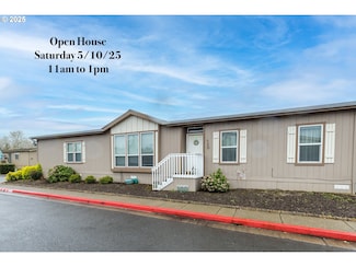 1000 S McKern Ct, Newberg, OR 97132