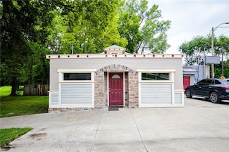 1239 W South St, Independence, MO 64050