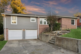 501 Odie Dr, Fort Worth, TX 76108