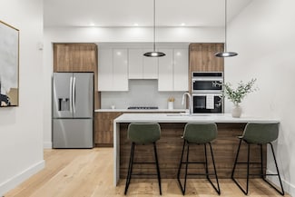 47 Condor St Unit 202, Boston, MA 02128