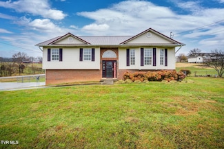 105 Stewart Hills Dr, Rogersville, TN 37857