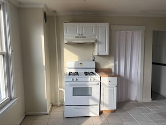 1308 E Main St, Waterbury, CT 06705