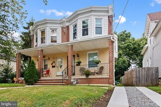 913 Bartram Ave, Darby, PA 19023
