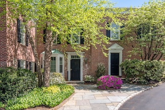 2 Mead St Unit 20, New Canaan, CT 06840