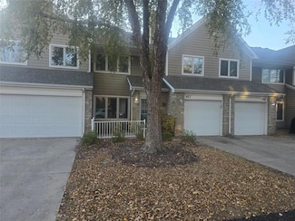 811 Burr Oaks Dr Unit 407, West Des Moines, IA 50266