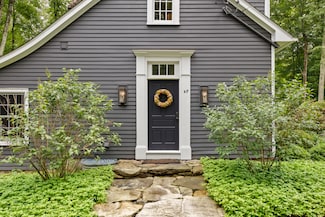 47 Godfrey Rd W, Weston, CT 06883