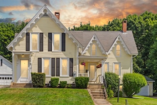 105 W High St, Avon, MA 02322
