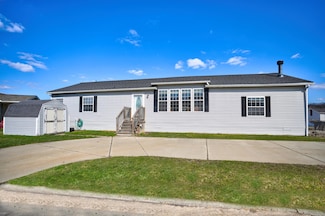 16257 Derby Cir, Holly, MI 48442