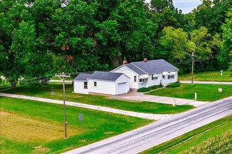 7322 Raines Rd, Liberty, MO 64068