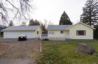 3800 Colver Rd, Phoenix, OR 97535