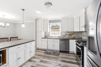 14 Lenox Ave, Green Brook, NJ 08812