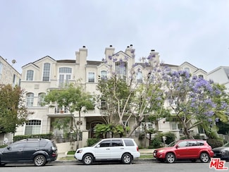 11680 Montana Ave Unit 305, Los Angeles, CA 90049