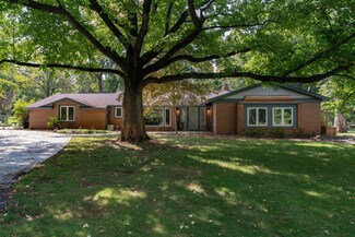 1207 Audubon Dr, Pekin, IL 61554