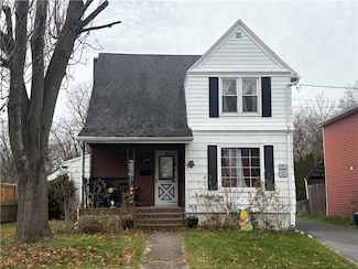 41 Walnut St N, Waterloo, NY 13165