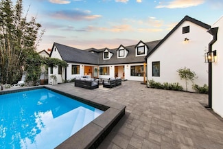 7328 Olivetas Ave, La Jolla, CA 92037