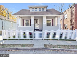 321 N 40th St, Pennsauken, NJ 08110