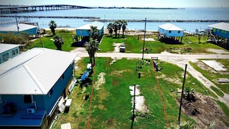 160 W Central Ave, Grand Isle, LA 70358