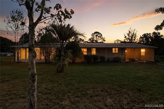 939 N Crystal Crest Terrace, Crystal River, FL 34429