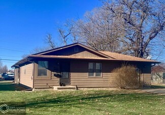 602 S Birch St, Creston, IA 50801