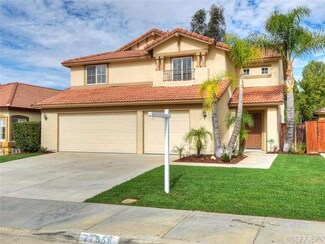 27558 Sierra Madre Dr, Murrieta, CA 92563