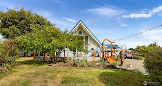 8415 Donald Way, Blaine, WA 98230