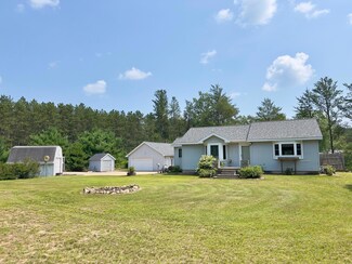1770 Wenzel Dr, Eau Claire, WI 54701