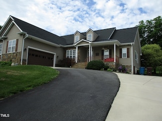 3008 River Hill Ln, Burlington, NC 27217