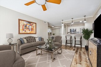 4649 Wild Indigo Unit 340 St Unit 340, Houston, TX 77027