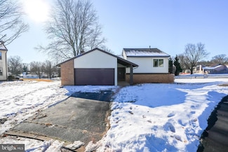 102 Farmington Terrace, Sterling, VA 20164
