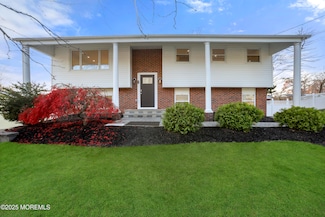 71 E Connecticut Concourse, Jackson, NJ 08527