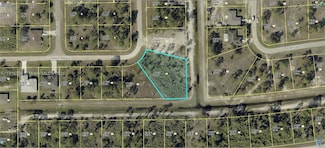 825 Appleton Ave, Lehigh Acres, FL 33974