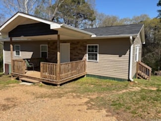 425 Lazarus St, Camden, AR 71701
