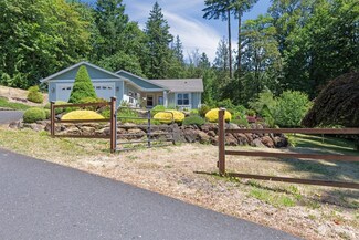 2938 Melrose Ln, Kelso, WA 98626