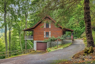 215 Goldenleaf Rd, Mars Hill, NC 28754