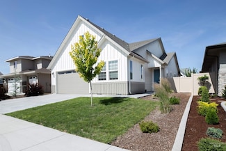 5437 S Perlite Ave, Meridian, ID 83642