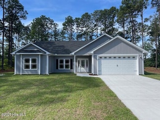 189 Boundaryline Dr NW, Calabash, NC 28467