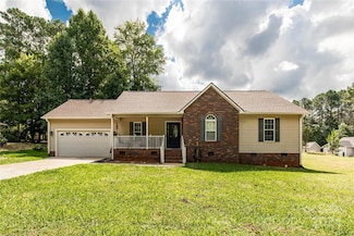 605 Hunters Way, Lexington, NC 27292