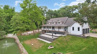 1089 Grand Prix Dr, Saint Charles, MO 63303