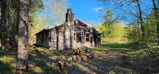 E4692 E Simmons Rd, Pickford Township, MI 49745