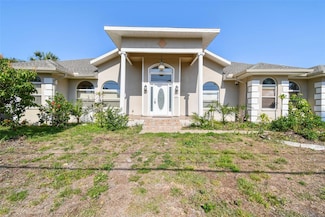 284 Peninsula Ave, Tarpon Springs, FL 34689