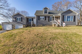 205 Clement Rd, Bloomsdale, MO 63627
